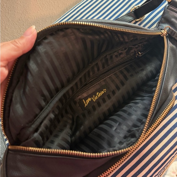 Victoria's Secret Black and Pink Leopard Crossbody Bag adjustable strap - Picture 6 of 9